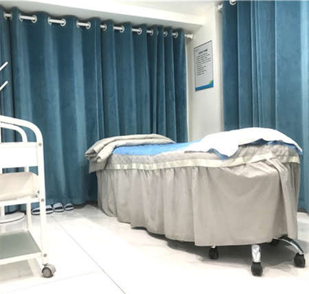 鹽城時(shí)光冉醫(yī)療美容門診部_治療室