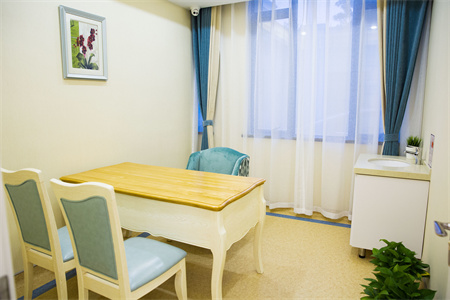 延安儷人醫(yī)院整形美容中心_咨詢室