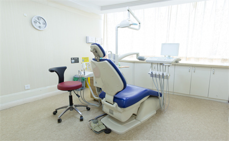 延邊專(zhuān)科口腔門(mén)診部 延邊專(zhuān)科口腔門(mén)診部