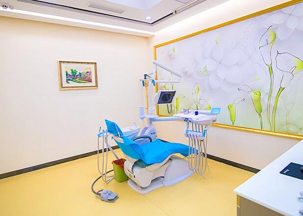 煙臺(tái)孫周口腔門(mén)診部_治療室