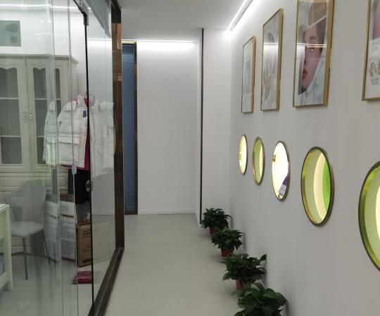 徐州美玲醫(yī)學(xué)美容診所_走廊