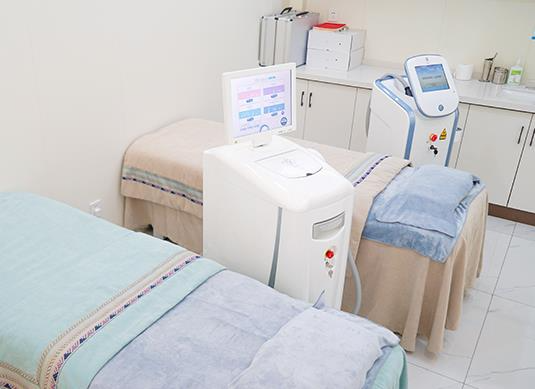 新鄉(xiāng)張存亮新機(jī)醫(yī)療美容門診部_皮膚治療室