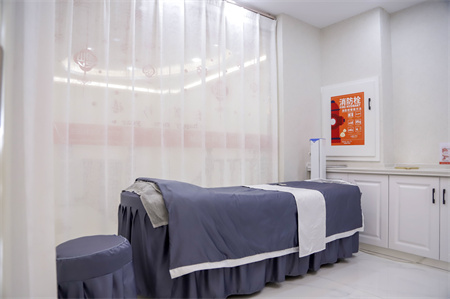 新鄉(xiāng)藝佳醫(yī)療美容診所_皮膚治療室