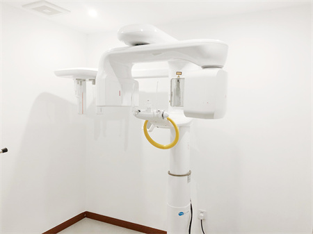 西寧摩爾口腔門(mén)診部_ct室