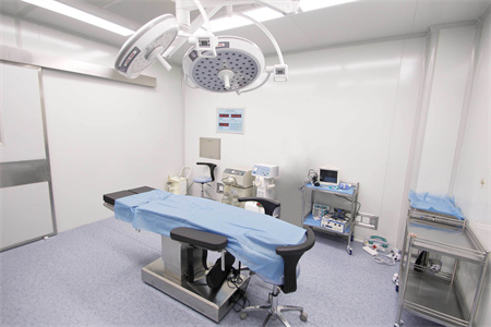 西寧小蘭醫(yī)療美容診所_手術(shù)室