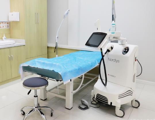 西安貳捌產(chǎn)康醫(yī)療美容診所_皮膚治療室