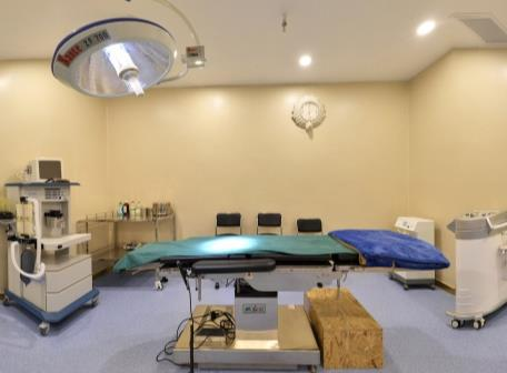 武漢圣星醫(yī)療美容門診部_手術室