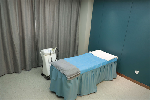 武漢美博士醫(yī)療美容門診部_皮膚治療室