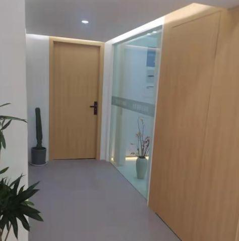 武漢白年醫(yī)療美容門(mén)診部_走廊