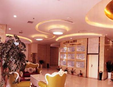 武漢佰華利（原悅妃）醫(yī)療美容門診部_大廳