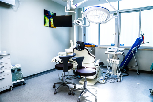 吳江邵新農(nóng)口腔診所_矯正室