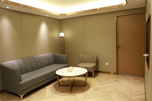 無(wú)錫靚之琳甄美醫(yī)療美容門(mén)診部 無(wú)錫靚之琳甄美醫(yī)療美容門(mén)診部