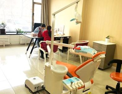 烏魯木齊海融口腔醫(yī)院_治療室