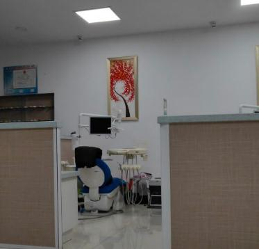 烏蘭浩特張輝口腔門診部_治療室
