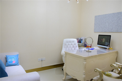 威?？扇苏蚊廊萃饪圃\所