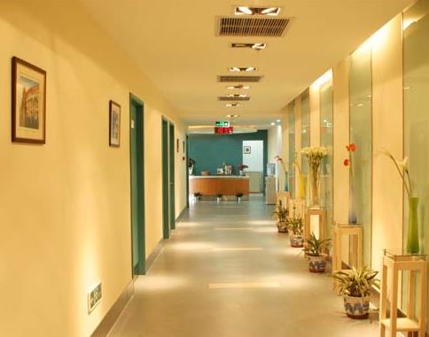 銅陵黃雷醫(yī)療美容診所 銅陵黃雷醫(yī)療美容診所