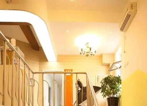 通遼美中倍美整形美容門(mén)診部_醫(yī)院環(huán)境