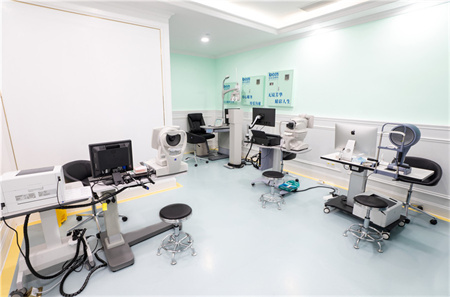 通遼華正眼科醫(yī)院_檢測(cè)儀器