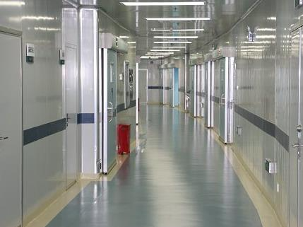 鐵嶺縣中心醫(yī)院美容科_手術室走廊