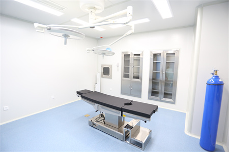 天津德?tīng)柮揽托鋸┨冕t(yī)療門(mén)診部_手術(shù)室