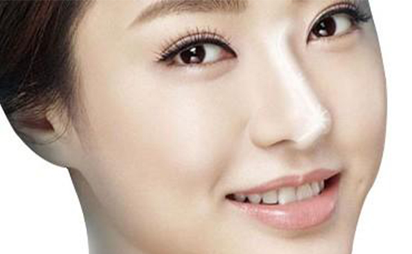 面對(duì)眾多隆鼻方法，怎么確定自己適合什么隆鼻材料