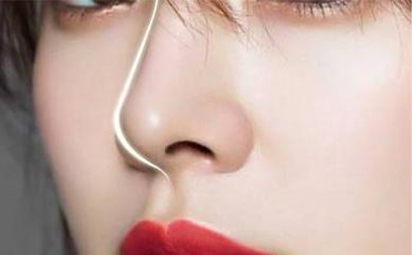 做個(gè)隆鼻手術(shù)多少錢？影響隆鼻價(jià)格的因素有哪些？