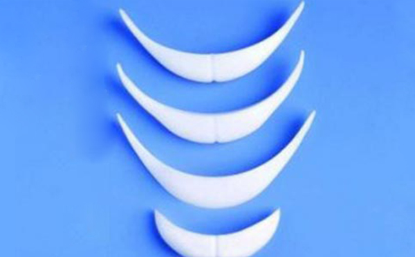 假體墊下巴后會有什么不適嗎?假體墊下巴適宜人群有哪些?