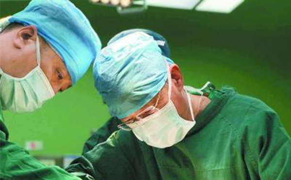 下巴整形手術(shù)痛嗎？需要多長(zhǎng)時(shí)間恢復(fù)