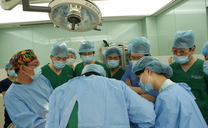 乳房整形大概需要多少費(fèi)用？乳房整形有什么后遺癥？